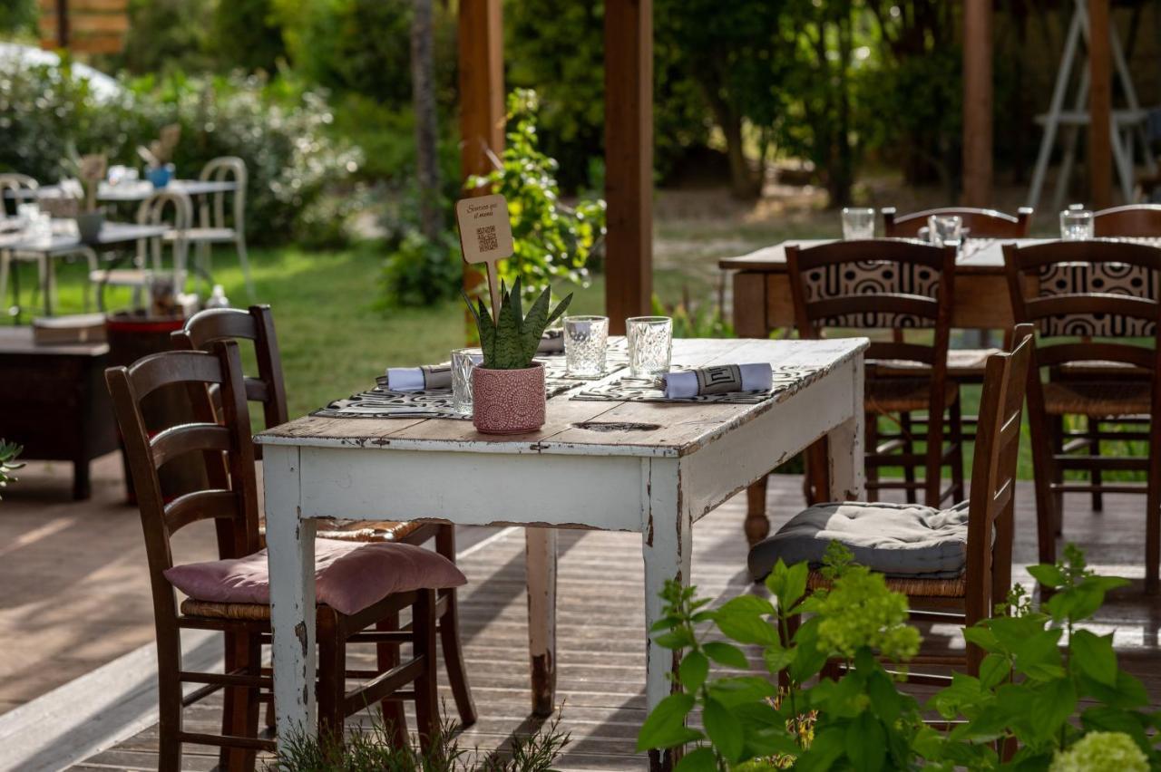Favorita Food&Wine Resort Бастія-Умбра Екстер'єр фото