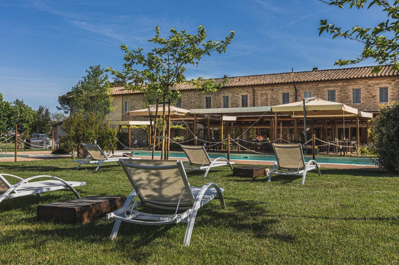 Favorita Food&Wine Resort Бастія-Умбра Екстер'єр фото