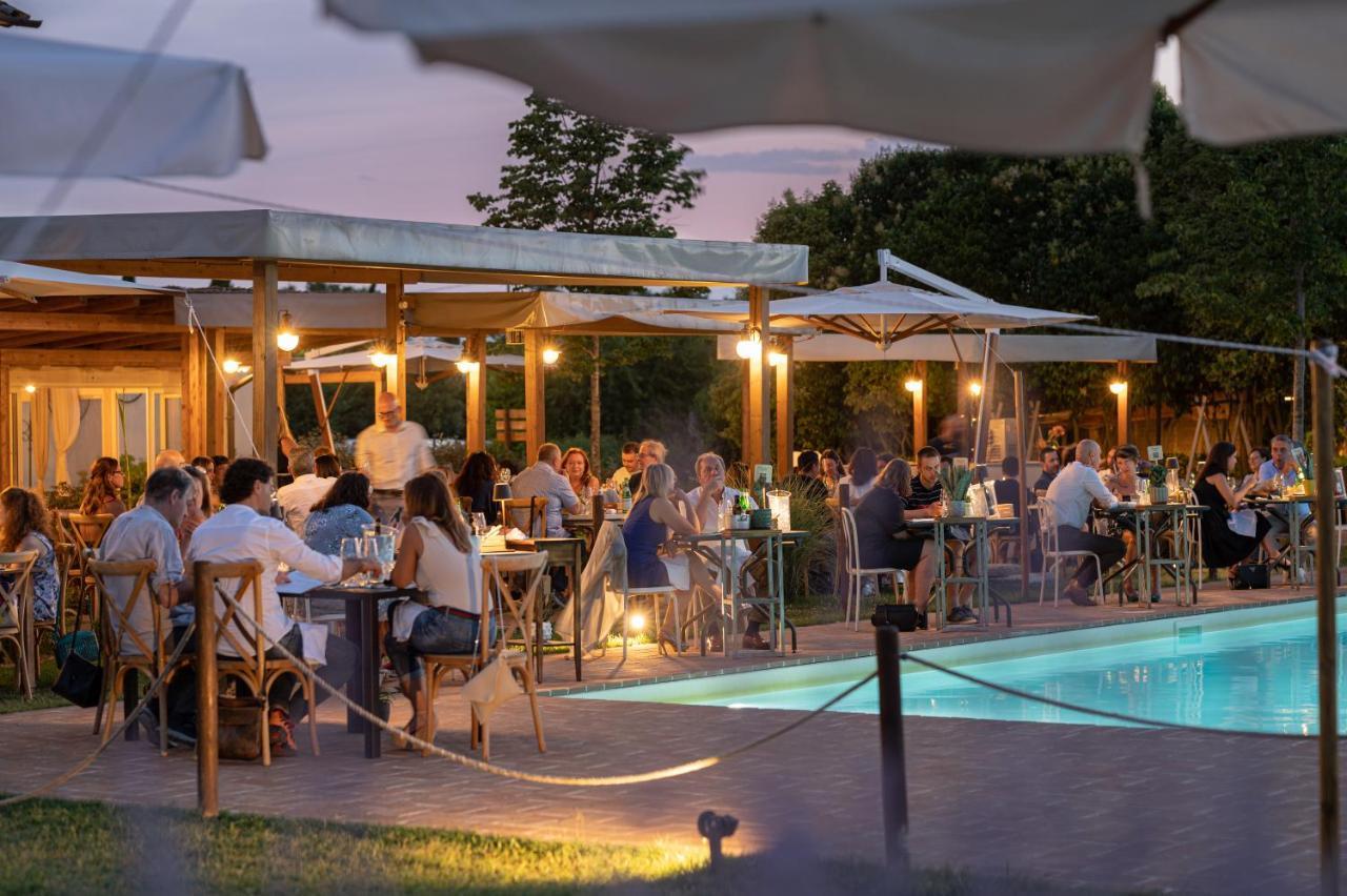 Favorita Food&Wine Resort Бастія-Умбра Екстер'єр фото