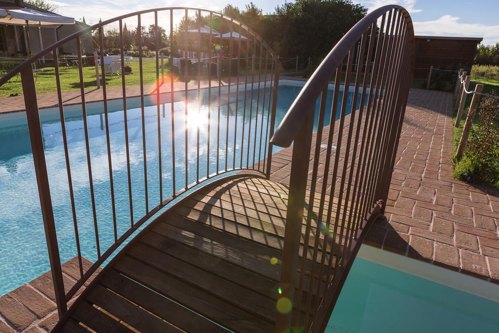 Favorita Food&Wine Resort Бастія-Умбра Екстер'єр фото